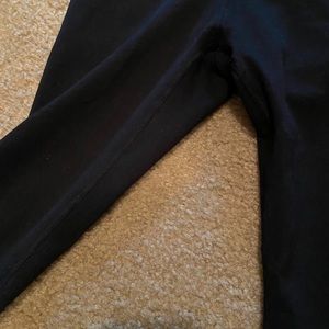 Fabletics 7/8 power hold leggings